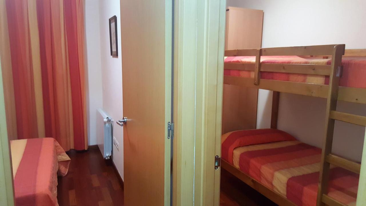 Can Marxant, Centrico, Servicios Al Lado Y Cruce De Senderos Molló Exterior foto